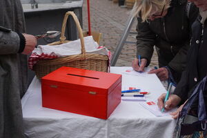 Zahlreiche Wunschzettel mit Anregungen wurden in den roten Briefkasten der SPD-Kandidierenden geworfen.